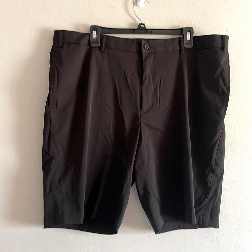 Slazenger black golf shorts size 40